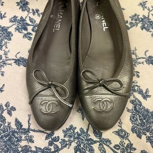 CHANEL metallic pewter ballet flats